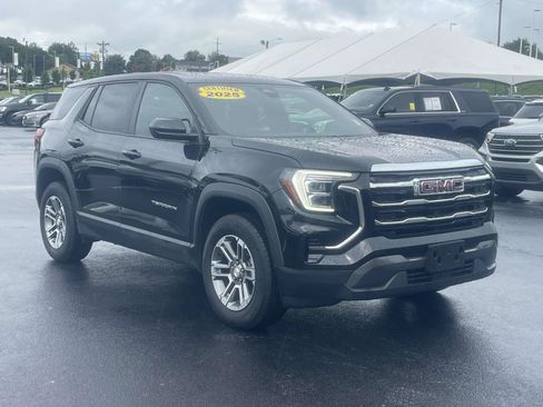 Used 2025 GMC Terrain Elevation AWD/4WD image 1
