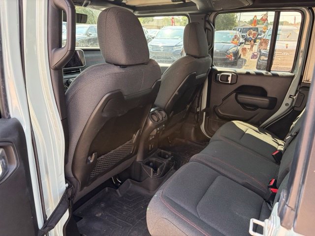 Used 2024 Jeep Wrangler Unlimited Rubicon w/ Technology Group AWD/4WD image 26
