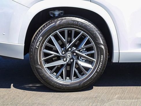 Used 2025 Lexus TX 350 350 w/ Technology Package image 9