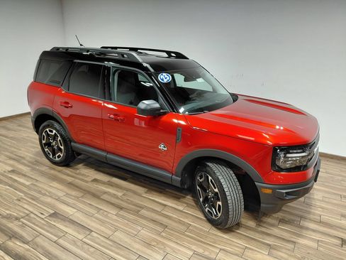 Certified 2023 Ford Bronco Sport Outer Banks w/ Tech Package AWD/4WD image 18