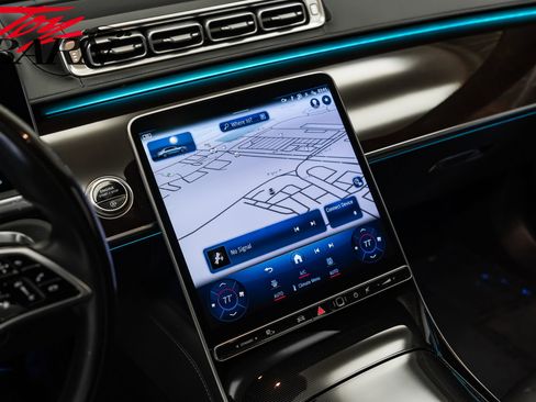 Used 2022 Mercedes-Benz S 500 4MATIC w/ 3D Technology Package image 38