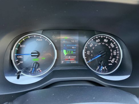 Used 2019 Toyota RAV4 XLE image 14