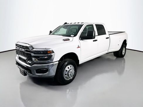 New 2026 RAM 3500 Tradesman AWD/4WD image 3