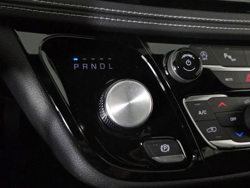 New 2026 Chrysler Pacifica Select image 25