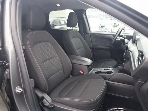 Used 2025 Ford Escape Active AWD/4WD image 20