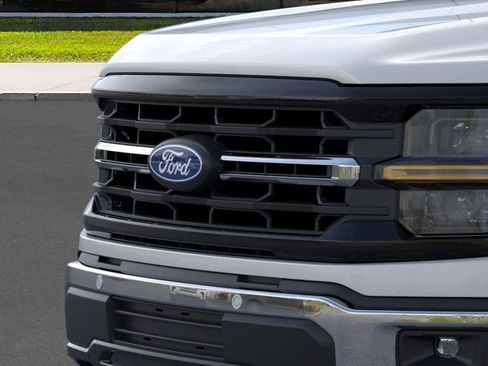 New 2025 Ford F150 XLT w/ Equipment Group 301A Standard image 17