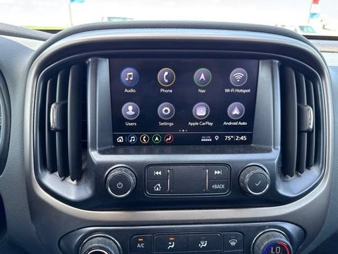 Used 2019 Chevrolet Colorado Z71 AWD/4WD image 27