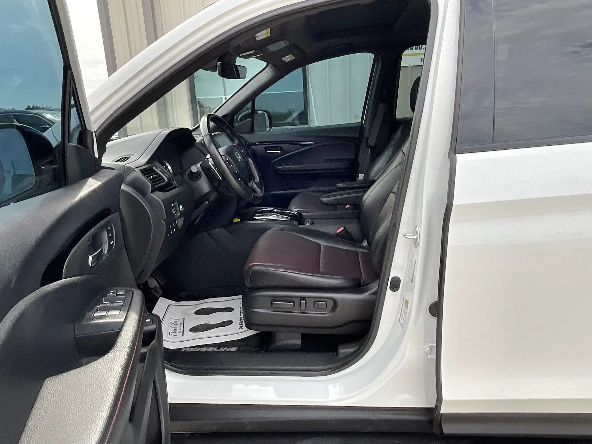 Used 2021 Honda Ridgeline Black Edition image 18