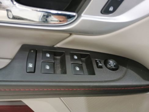 Used 2014 GMC Terrain SLE image 13