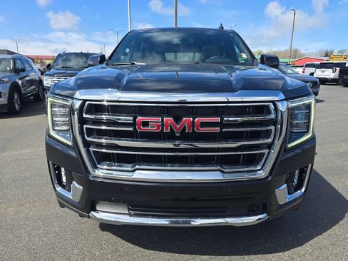 Used 2022 GMC Yukon SLT w/ SLT Luxury Package AWD/4WD image 9