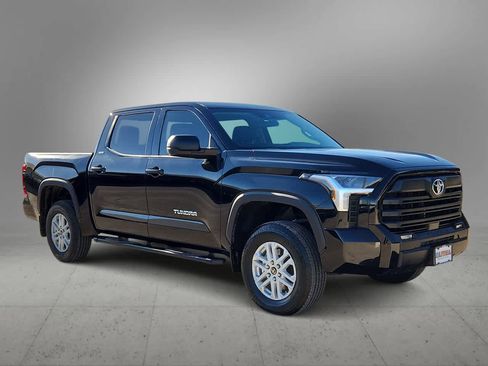 Used 2024 Toyota Tundra SR5 image 2