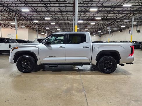 Used 2024 Toyota Tundra SR5 w/ SR5 Premium Package AWD/4WD image 7