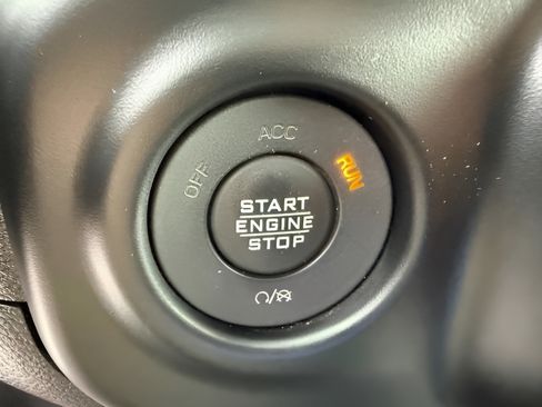 Used 2021 Jeep Wrangler Unlimited Sport AWD/4WD image 21