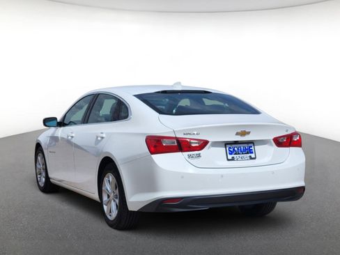 Used 2024 Chevrolet Malibu LT image 4
