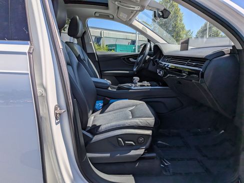 Used 2018 Audi Q7 3.0T Premium Plus w/ Premium Plus Package AWD/4WD image 30