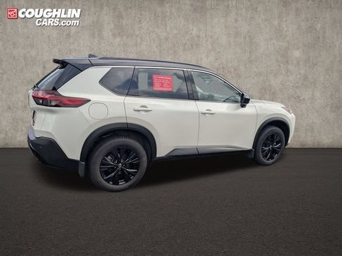 Certified 2023 Nissan Rogue SV w/ SV Premium B Package AWD/4WD image 8