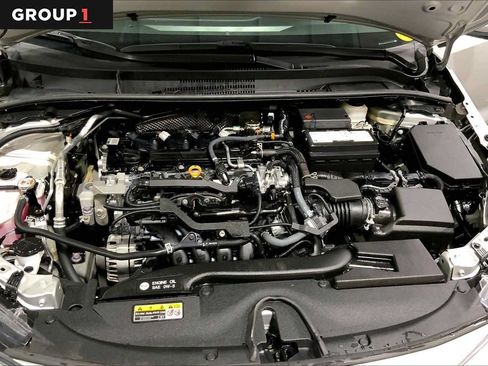 Used 2025 Toyota Corolla LE FWD image 32