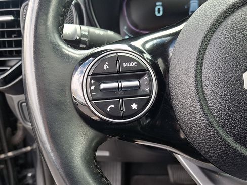 Used 2023 Kia Soul EX FWD image 23