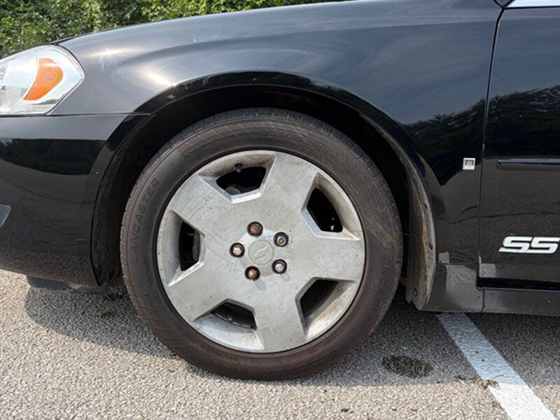 Used 2006 Chevrolet Impala SS FWD image 26