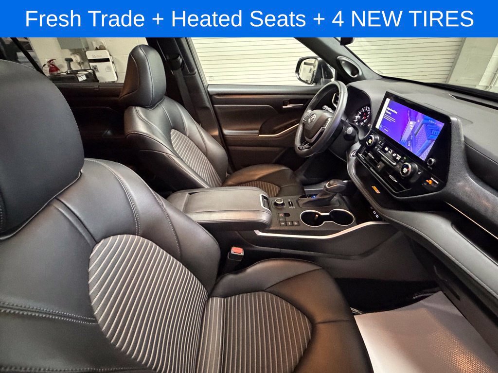 Used 2024 Toyota Highlander XSE AWD/4WD image 23