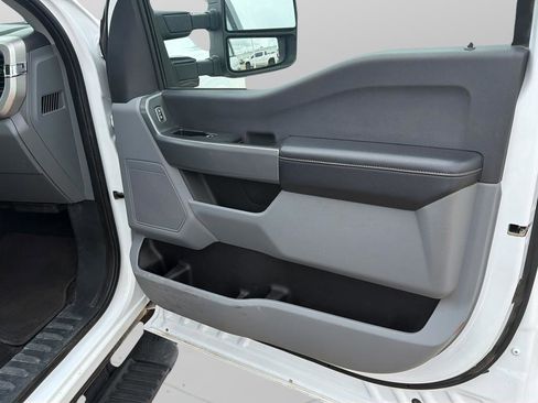 Used 2024 Ford F250 XLT AWD/4WD image 10