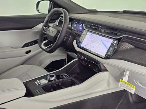 New 2026 Jeep Cherokee Overland w/ Advanced Pro Tech Group AWD/4WD image 40
