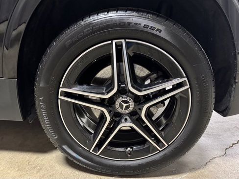 Used 2024 Mercedes-Benz GLA 250 4MATIC image 37