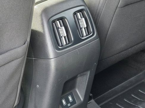 Used 2022 Hyundai Tucson SEL w/ Winter Package image 18