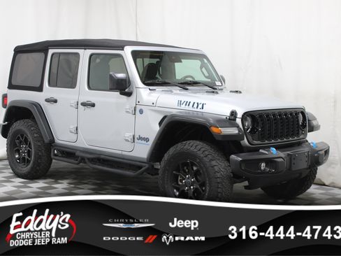 Used 2024 Jeep Wrangler Unlimited AWD/4WD image 1
