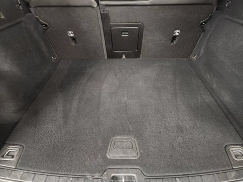 Certified 2025 Volvo XC60 B5 Core AWD/4WD image 31