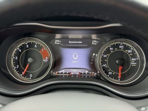 Used 2019 Jeep Cherokee Trailhawk w/ Cold Weather Group image 9