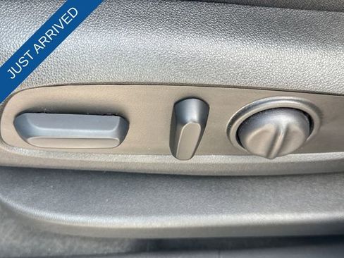 Used 2024 Chevrolet Equinox LT image 12