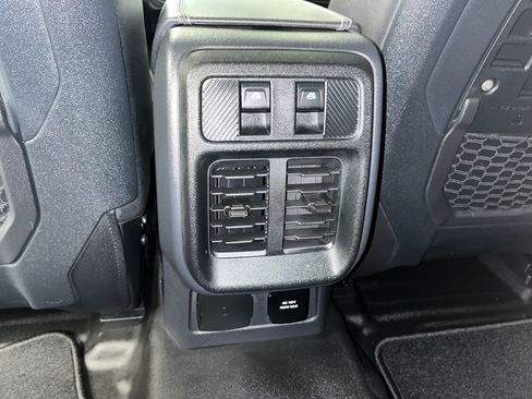 New 2025 Ford Bronco Badlands AWD/4WD image 11