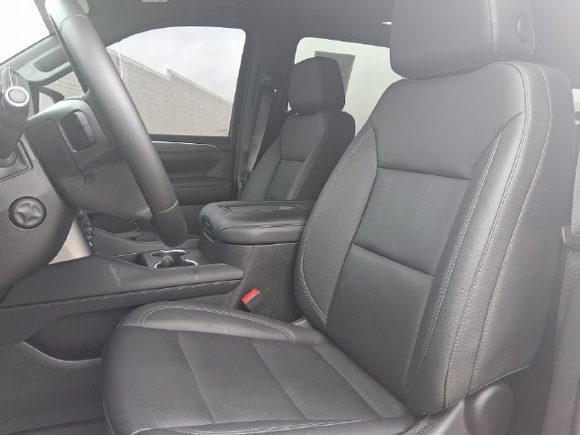 Used 2023 Chevrolet Suburban Z71 w/ Luxury Package AWD/4WD image 17