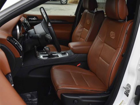 Used 2021 Jeep Grand Cherokee Overland image 10