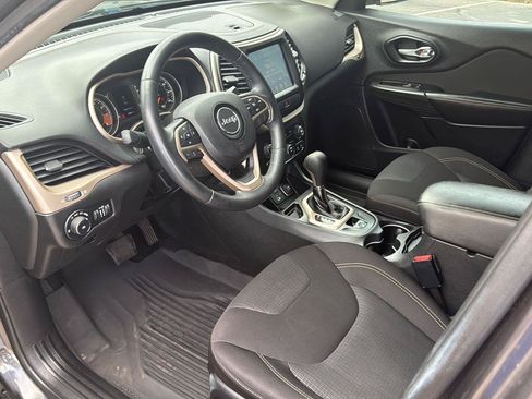 Used 2015 Jeep Cherokee Latitude w/ Trailer Tow Group FWD image 20