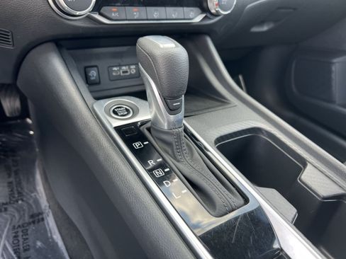 Used 2025 Nissan Sentra SV FWD image 29
