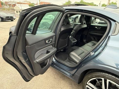 Used 2019 Volvo S60 T5 R-Design FWD image 31