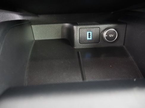 Used 2020 Ford Escape SE FWD image 30