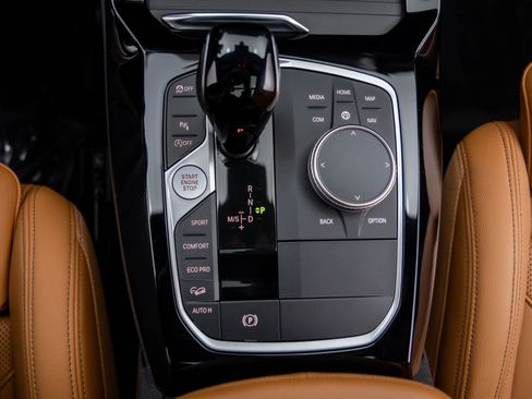 Certified 2024 BMW X3 xDrive30i w/ Premium Package image 22