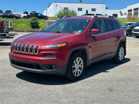 Used 2014 Jeep Cherokee Latitude w/ Cold Weather Group AWD/4WD image 1