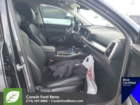 Used 2024 Kia Sorento S w/ Panoramic Sunroof Package image 12