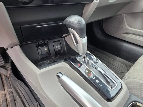 Used 2014 Honda Civic EX image 12