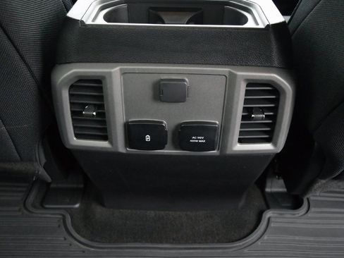 Used 2019 Ford F150 Raptor image 31