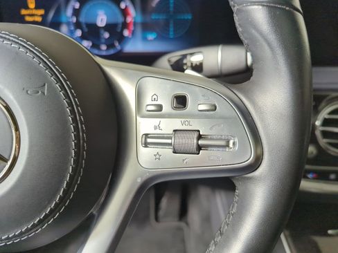 Used 2018 Mercedes-Benz S 450 Sedan image 28