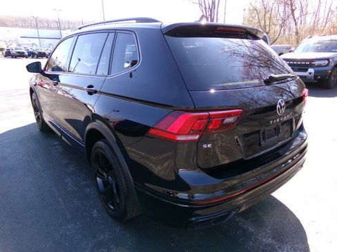 Used 2023 Volkswagen Tiguan SE R-Line image 7