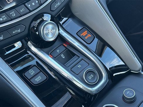 Certified 2025 Acura TLX w/ Technology Package image 26