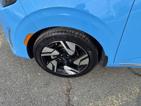 Used 2023 Kia Soul GT-Line image 13