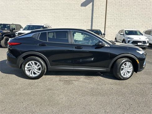 New 2026 Buick Envista Preferred image 3