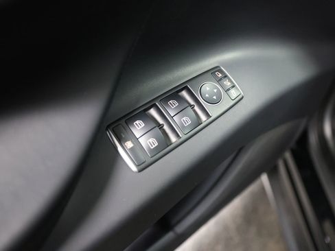 Used 2020 Tesla Model X Long Range image 20